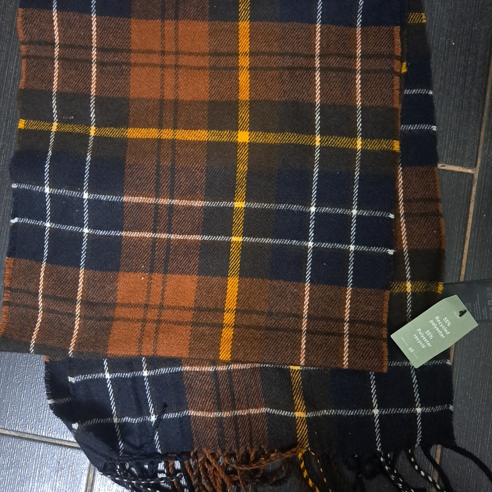 New H&M plaid scarf